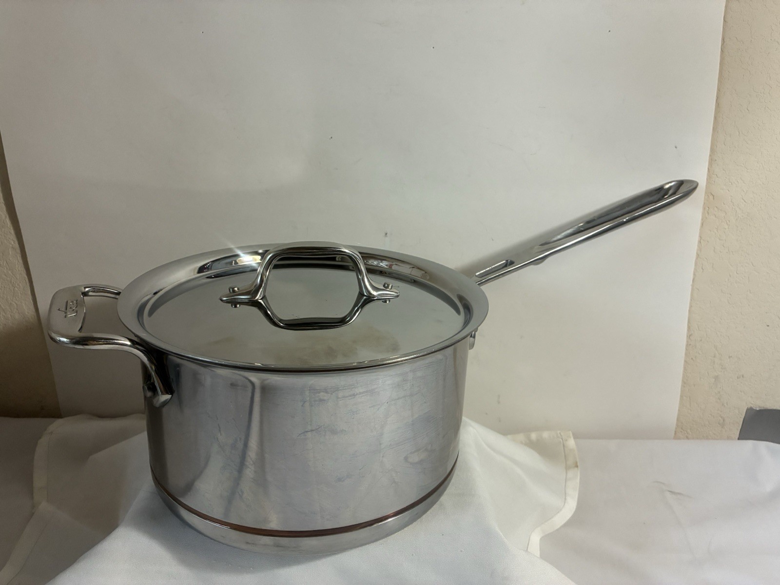 ALL CLAD COPPER CORE 4 QT SAUCE PAN WITH LID