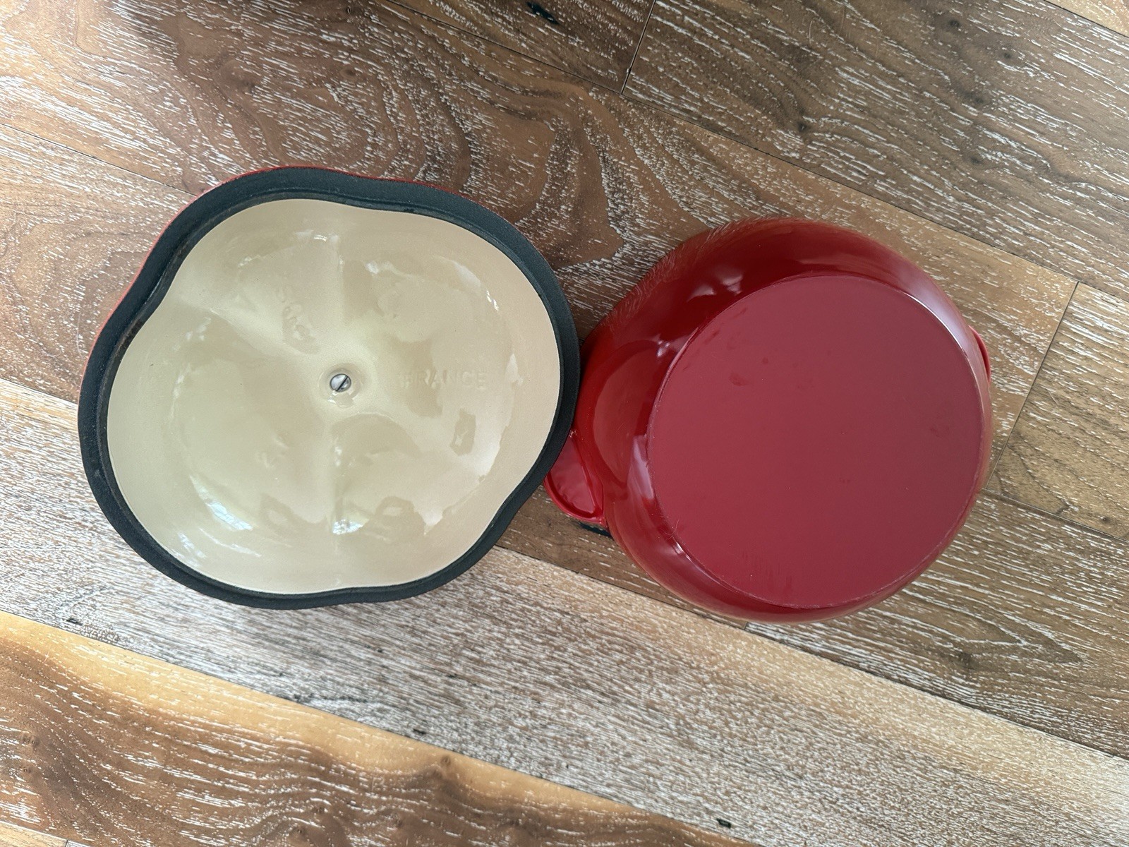 Vintage Le Creuset Tomato Red 2.25 Quart Enameled Cast Iron Dutch Oven Cocotte