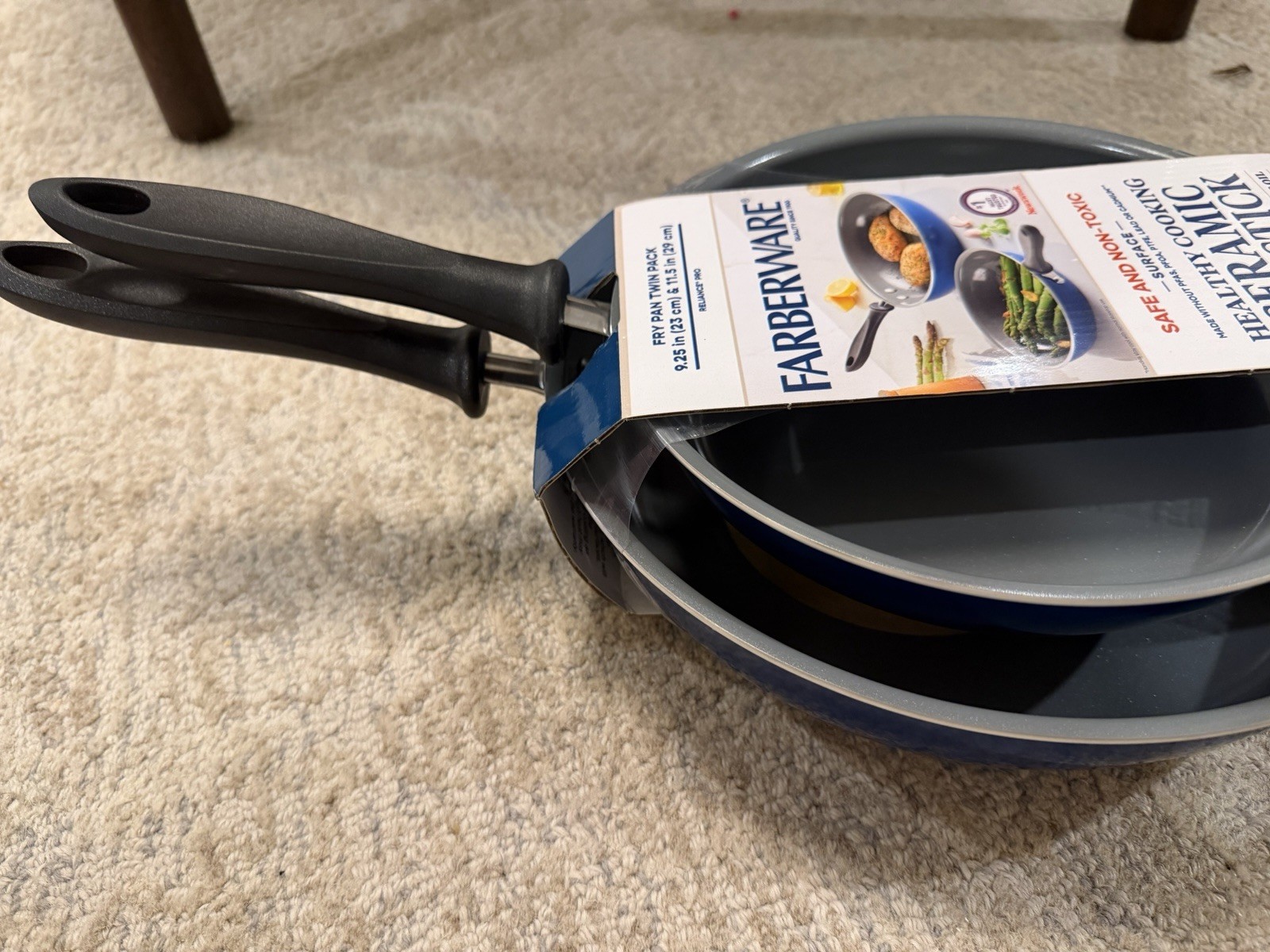 Farberware Ceramic Reliance Pro Nonstick Fry Pan Set, Two-Piece, 9.25″ & 11.5″