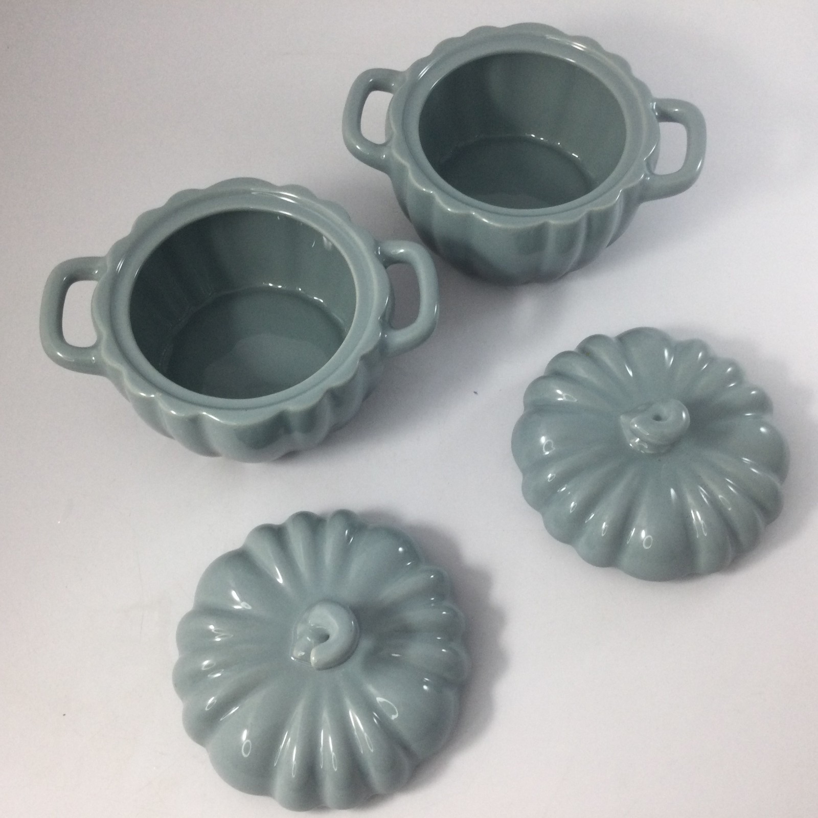Crofton Mini Pumpkin Cocotte Stoneware Dishes with Lid Blue 5″ H Set of 2 New