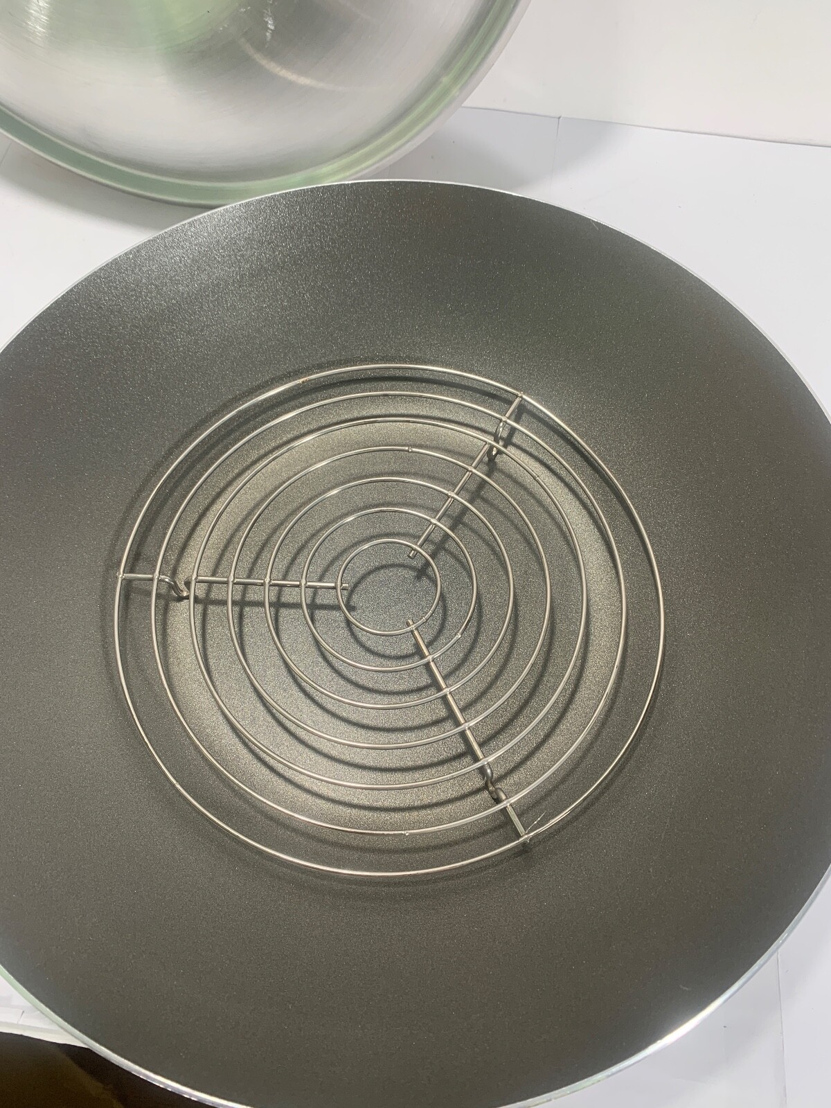 Vintage Mirro 4 Piece Cookery Set 14″ WOK SET with recipe book IN BOX/Hong Kong