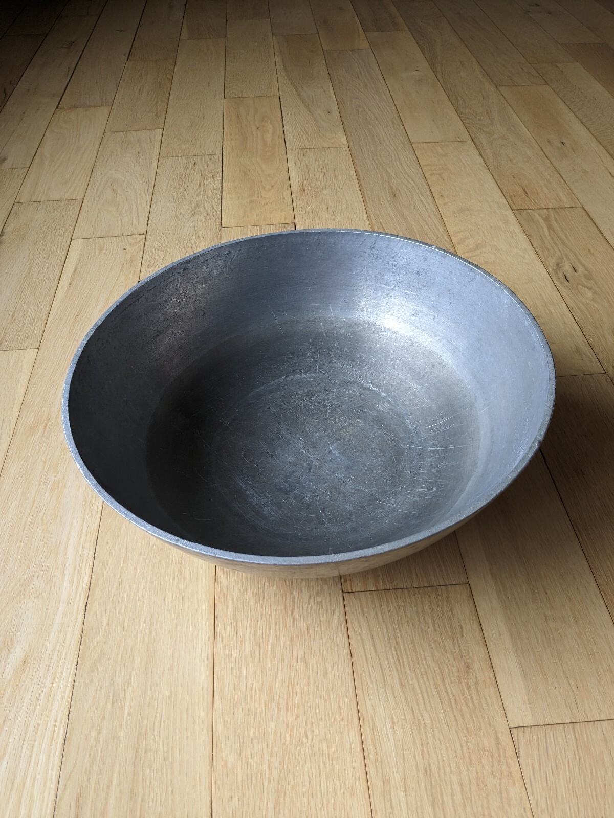 Contemporary Hard Anodized Solid Heavy Guage Aluminum Wok 6 Qt. 2.4 lb. 13x5x.5″