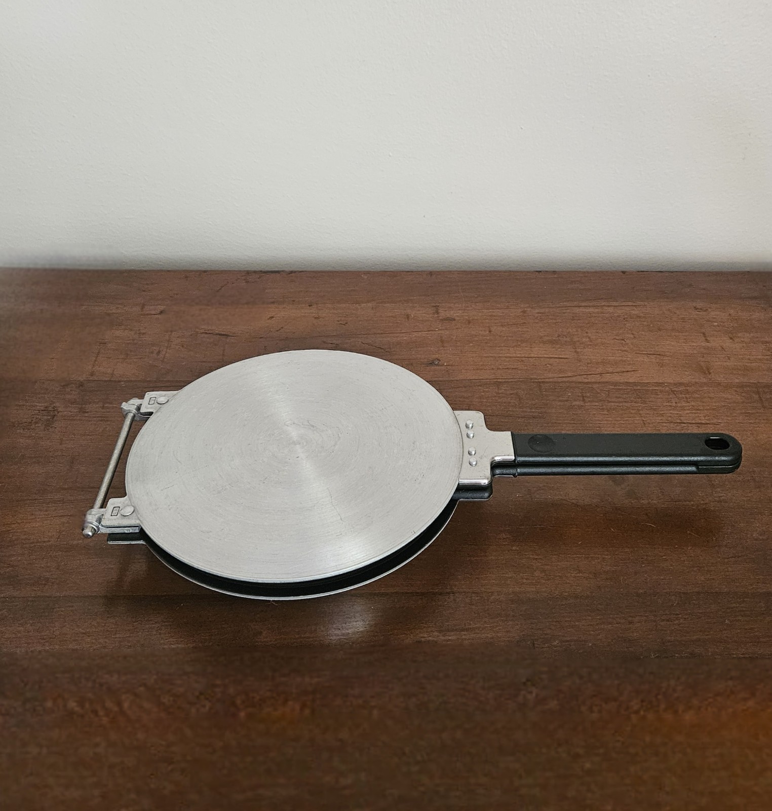 Vintage “The Perfect Pancake” Maker Flip Pan 7.5″ – Non Stick, Eggs Omelet