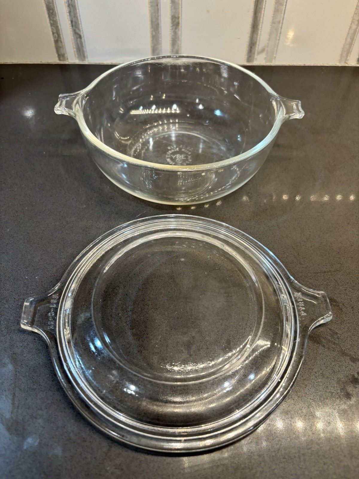 Pyrex Casserole Dish Clear 20 oz Round Glass 019 with 681-C-35 Lid
