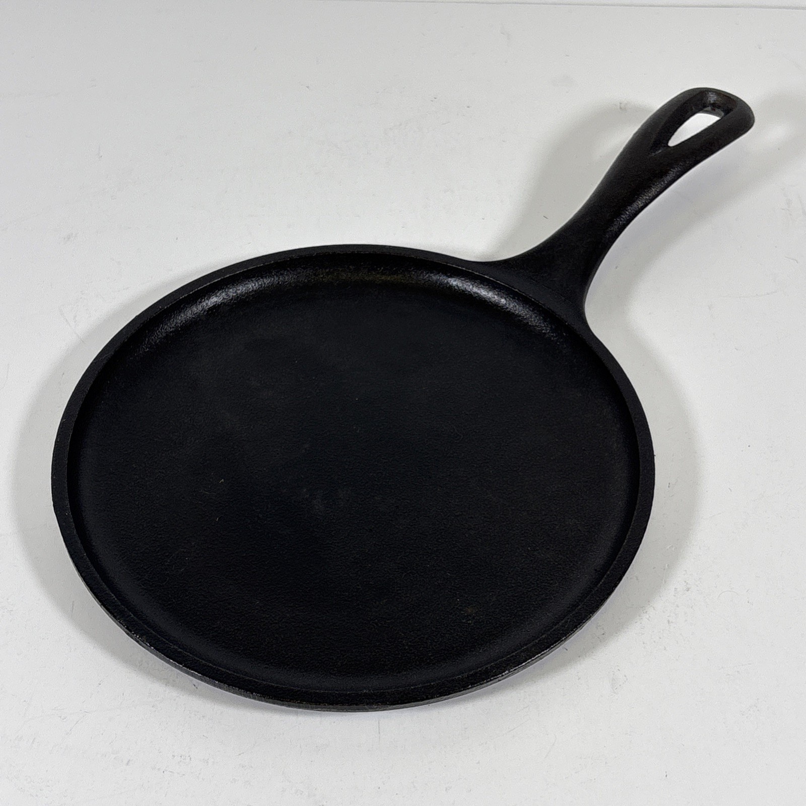 Lodge 10.5 Inch Cast Iron Griddle Round Black L9OG USA Made Skillet