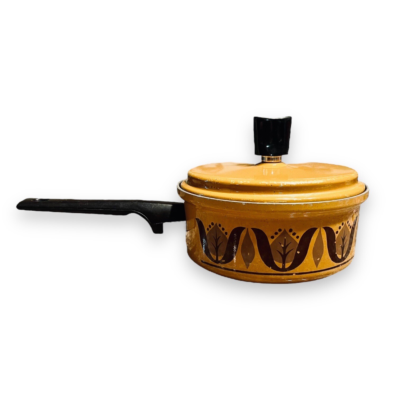 Ekco Eterna Mustard Brown Pan with Lid 7in Diameter Enamel Retro 70’s Vintage