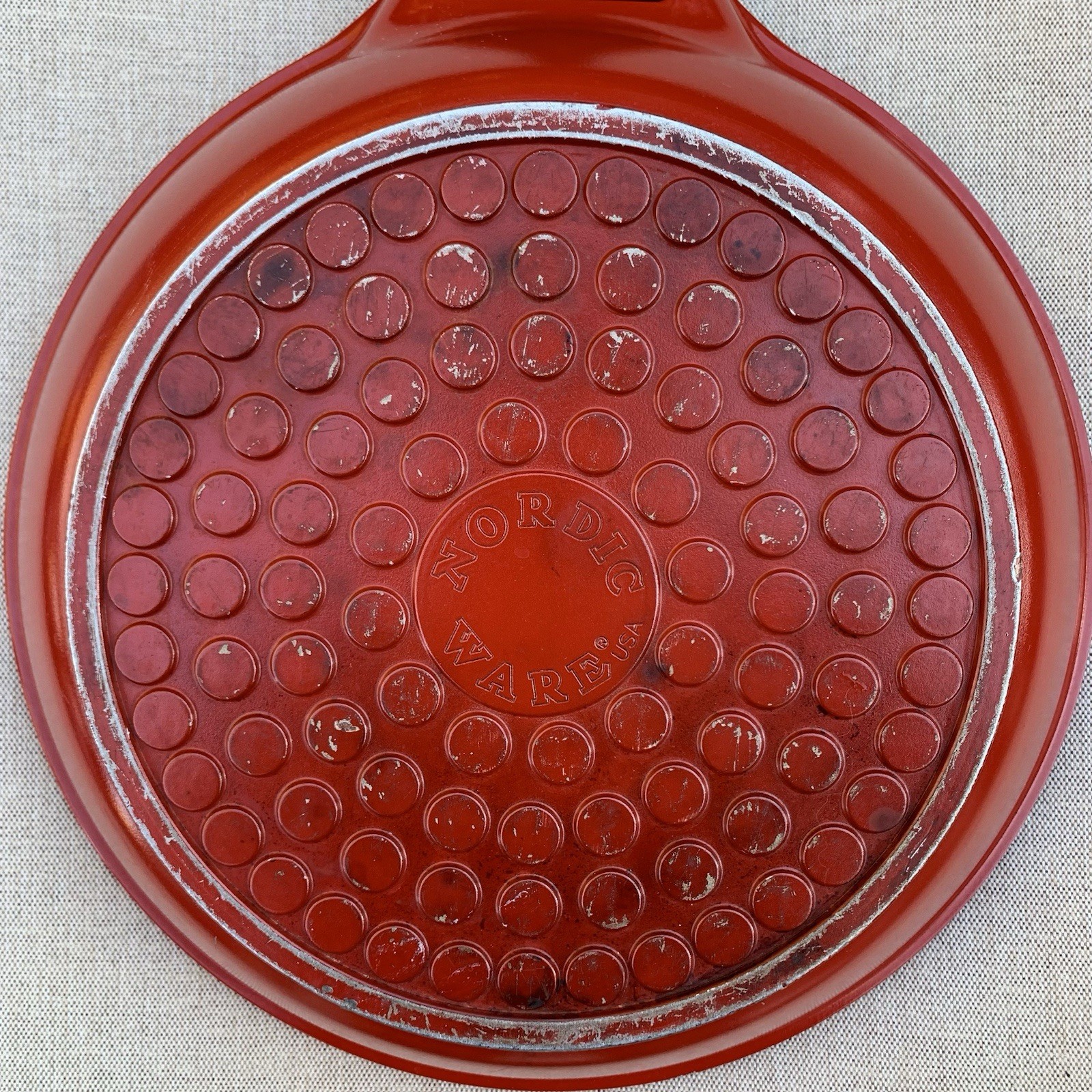 Nordic Ware Vintage Red Skillet Frying Pan 10.25″ Nonstick Made in USA