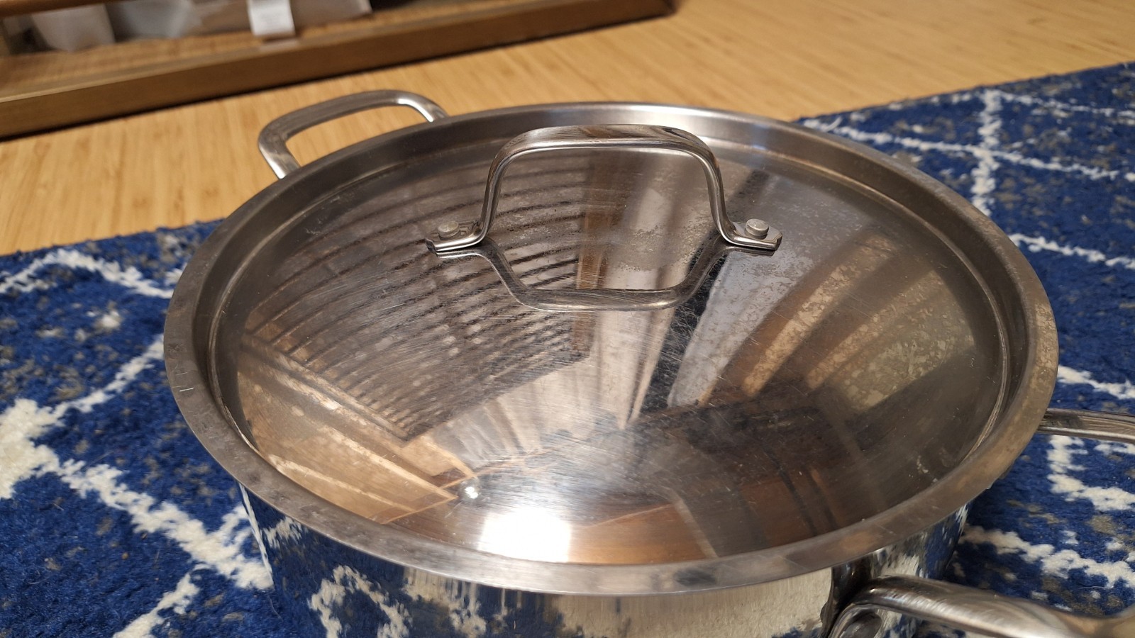 Martha Stewart Macy’s 5.5 Qt Stainless Steel Pot w/Lid Gently Used