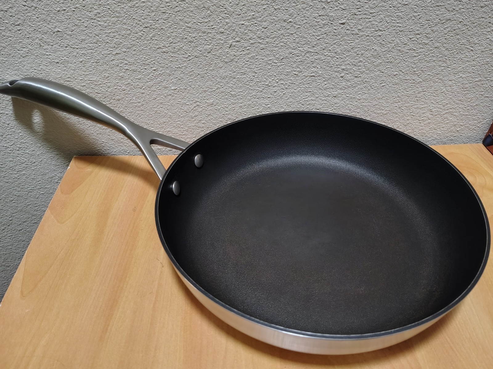 SCANPAN CS+ 3 QT Sauce Pan Saute STRATANIUM Steel Nonstick Frying DENMARK – Used