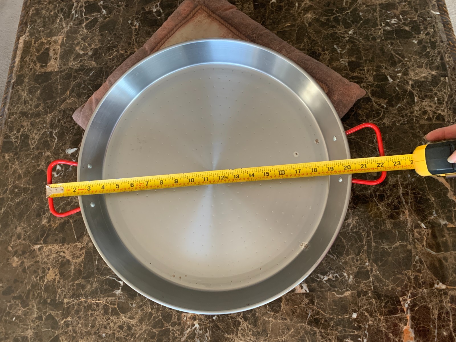 COOKING TOOLS – 18in Garcima Gourmanity Carbon Steel Paella Pan RED HANDLES