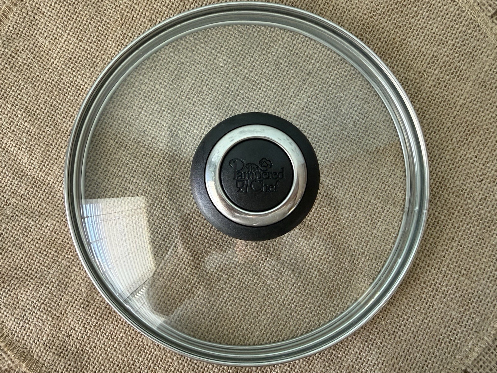 The Pampered Chef 6.75”ID 7.5” Professional Tempered Glass Replacement Lid-EUC