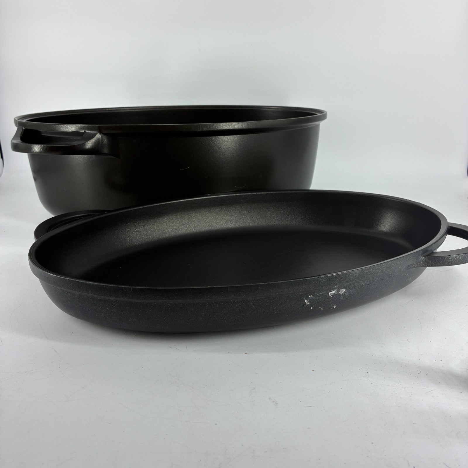 Berndes Oval Roaster Dutch Oven 15 Inch Black Cast Aluminum Made in Germany