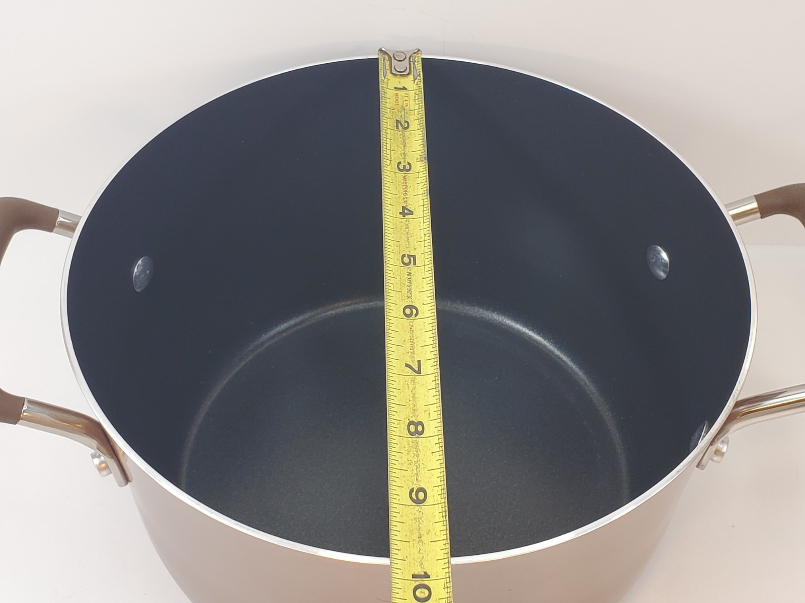 FARBERWARE 6 Qt Stock Pot Brown Non Stick Aluminum With Handles