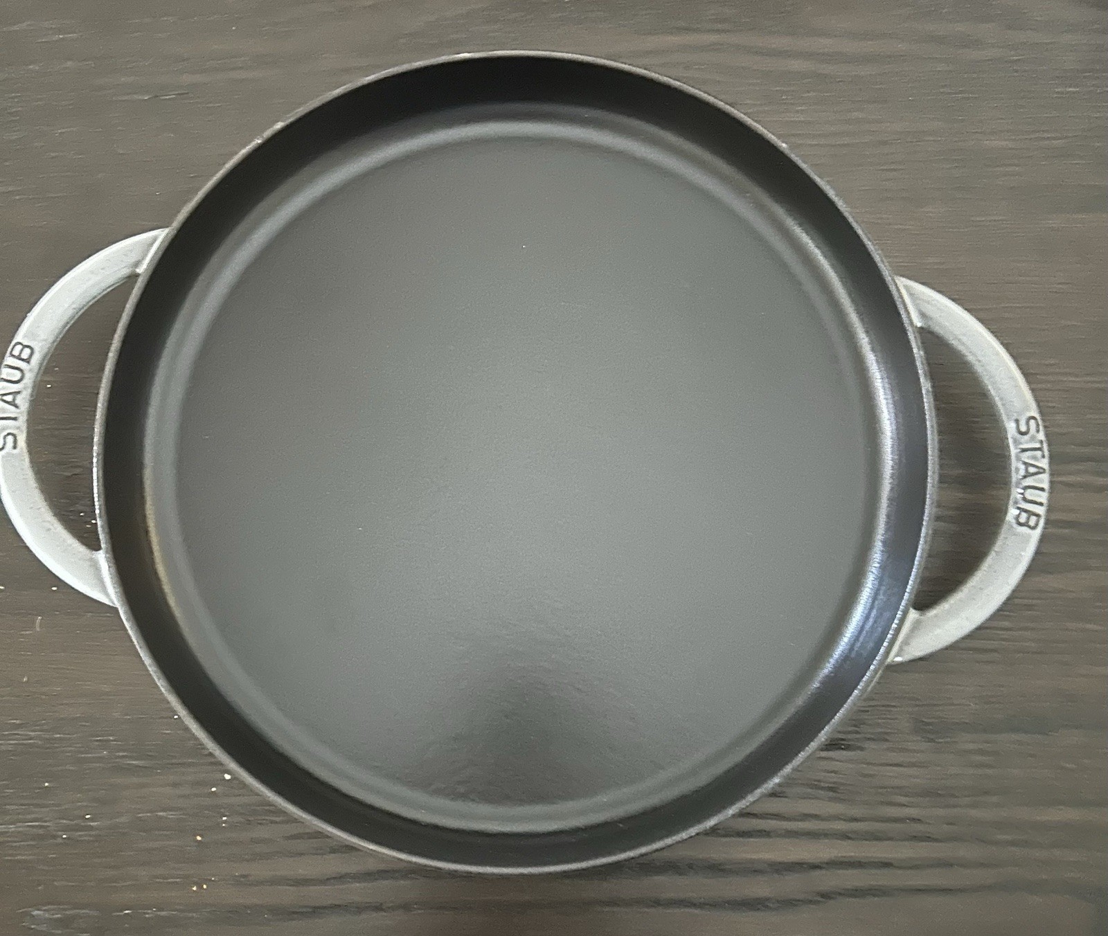 Staub Cast Iron Round With Lid Gray 12”