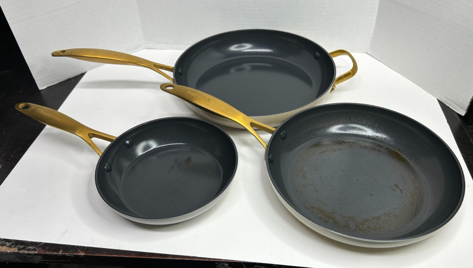 GreenPan 3-pc Jewel Pro Magneto 2 Ceramic Non-Stick Skillets (8, 10, 12″ Pans)