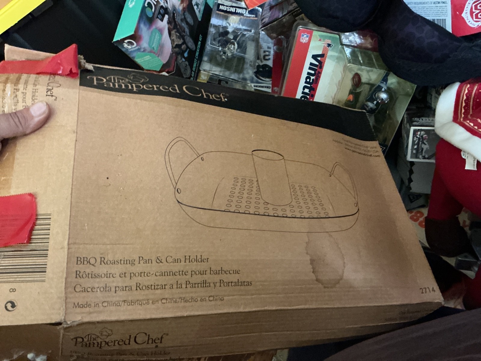 The Pampered Chef BBQ Roasting Pan & Can Holder 2714 Brand New