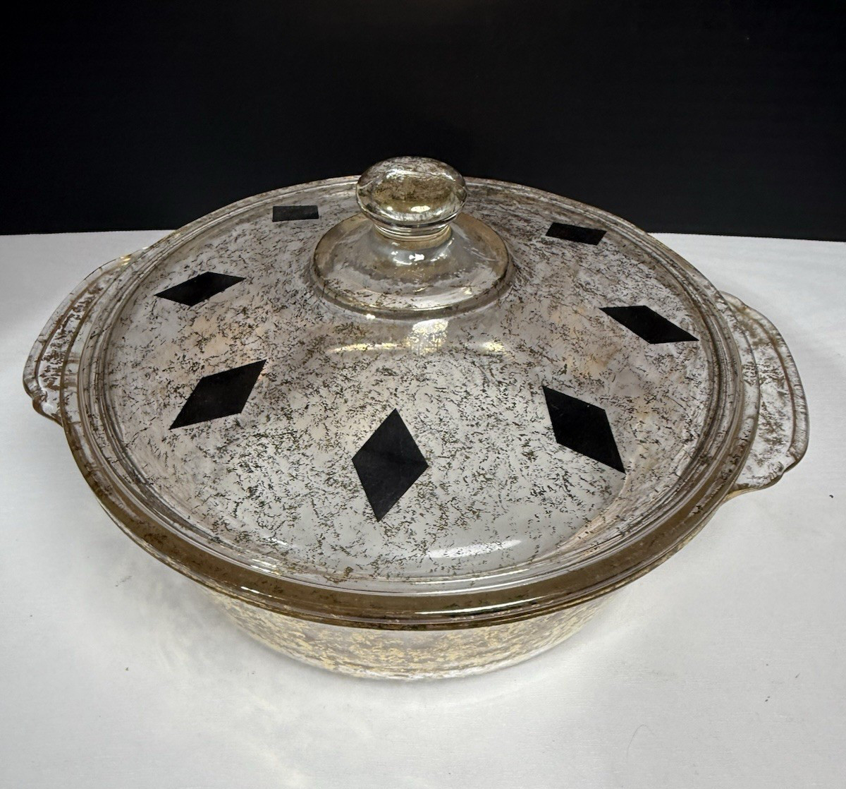 Vintage FIRE-KING Georges Briard Covered 2 QT Casserole Dish Gold & Black MCM