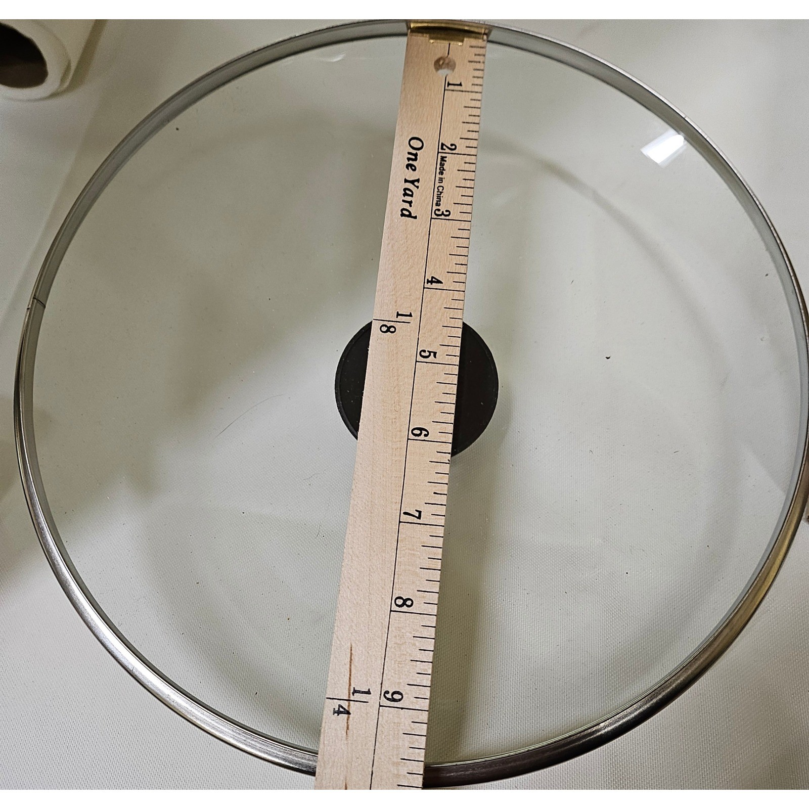 Universal 9.5 Inch Tempered Glass Replacement Lid for Pots and Pans Silver Rim