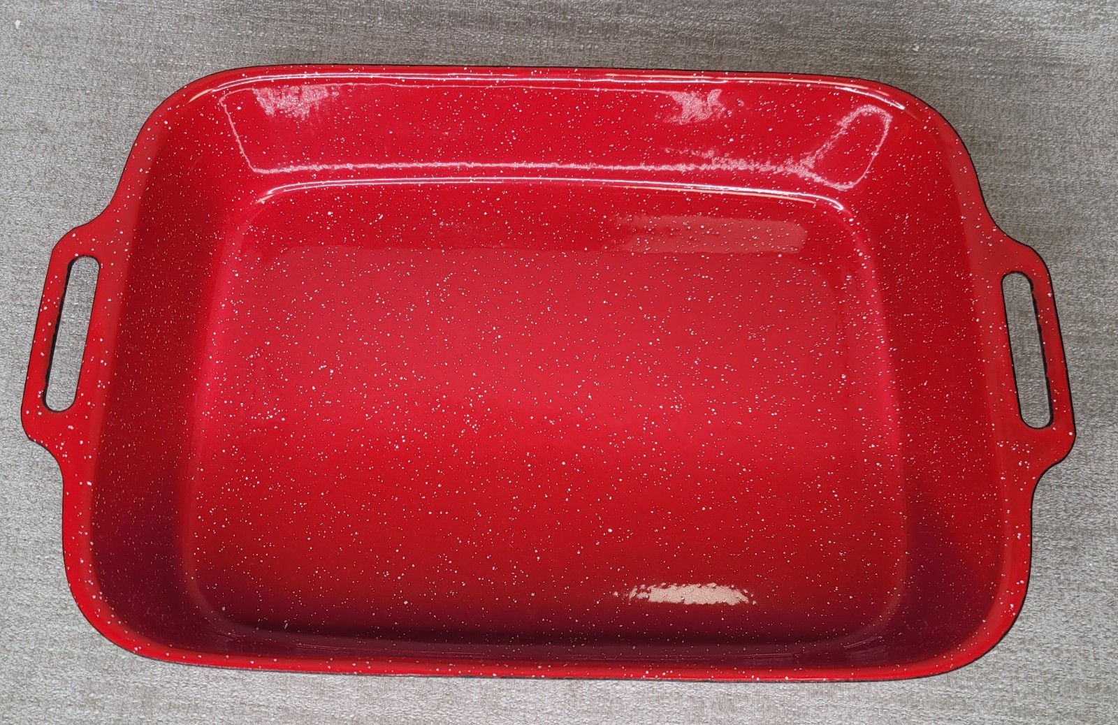 Crate and Barrel Tinware Red White Spatter Enamelware 12 1/2″ Pan RARE New