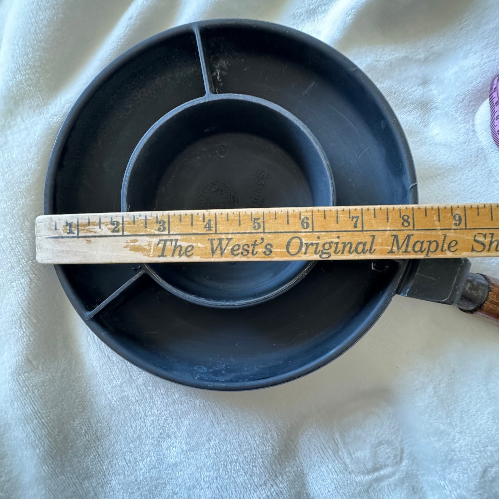 Nordic Ware Crepes N Things Cast Aluminum Pan W/ Dip Pan Crepe Maker Wood Handle