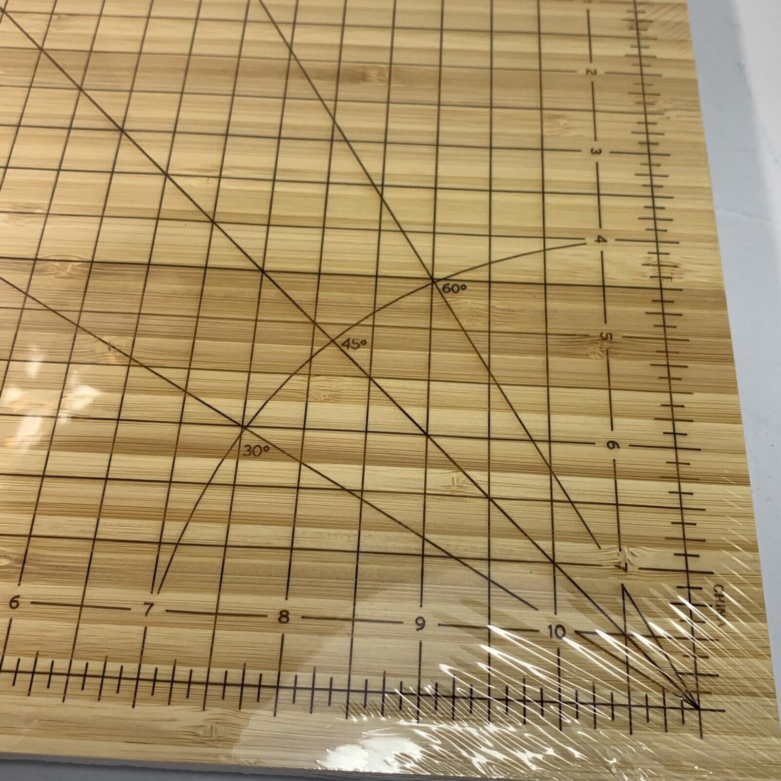 BRAND NEW Genuine Fred The Obsessive Chef Bamboo Cutting Board 9-inch by 12-inch