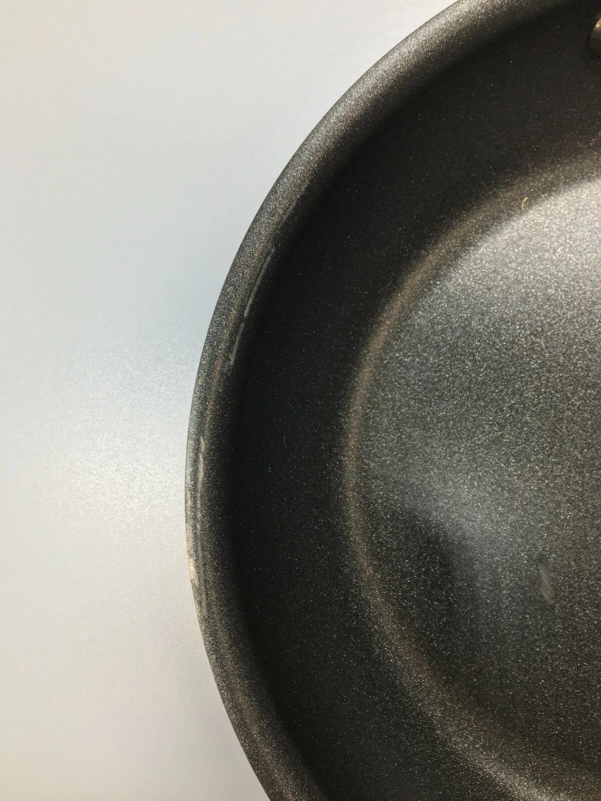 All-Clad HA1 Hard-Anodized Nonstick 2.5-Qt. Saucepan with Lid (RIM DENT)