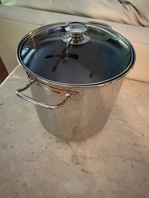 Williams Sonoma Kim/Korea 12 Quart Stainless Steel Pot 18/10 with Lid