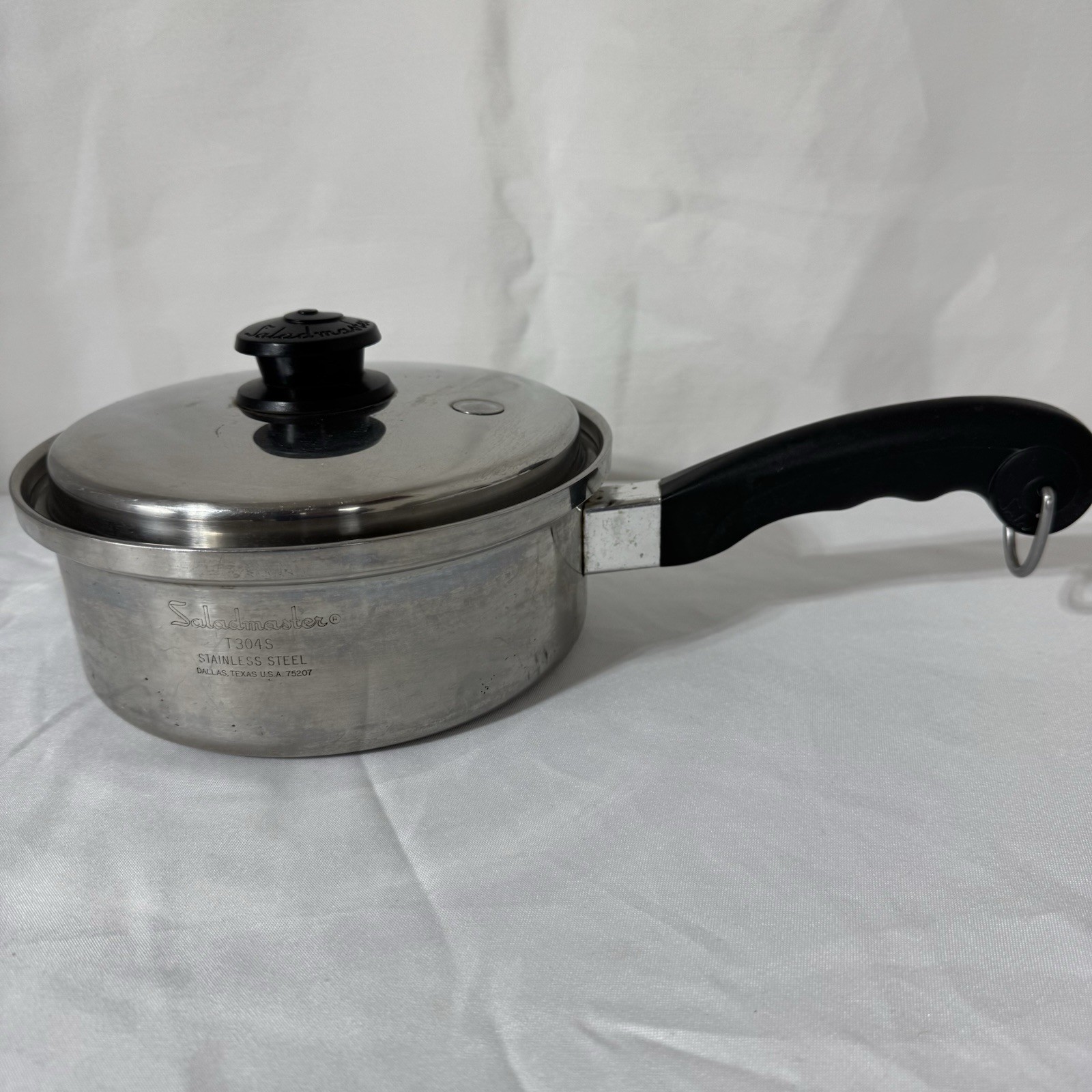 Saladmaster T304S Stainless Steel Sauce Pan Pot 1.5 Qt. w/ Vapor Vent Lid