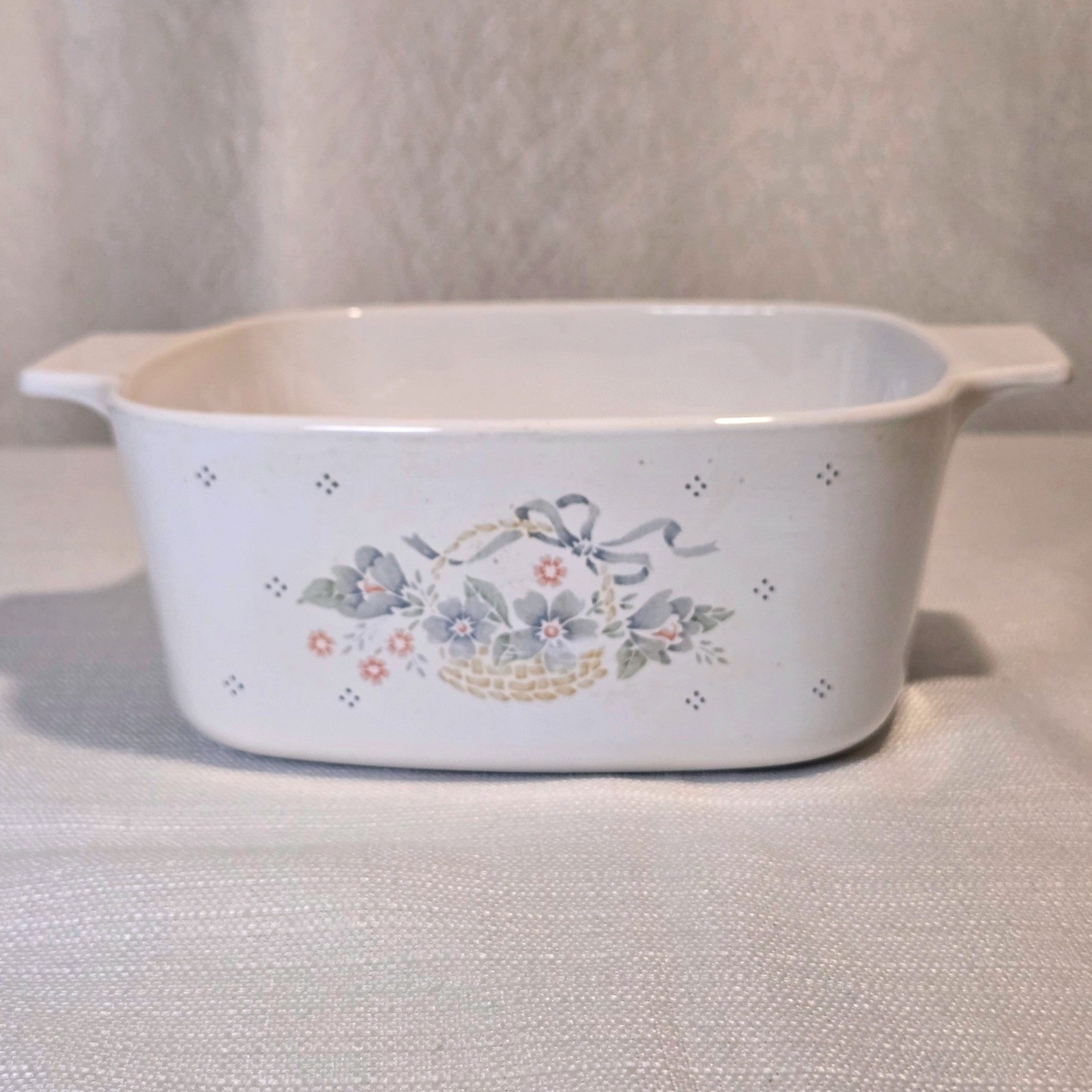 CorningWare English Meadow 1.5 Liter Casserole Dish A-1 1/2-B Vtg Made in USA