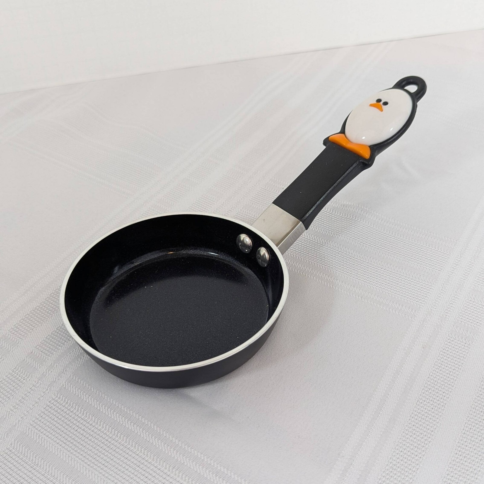 Mini nonstick egg skillet with cute chicken on handle