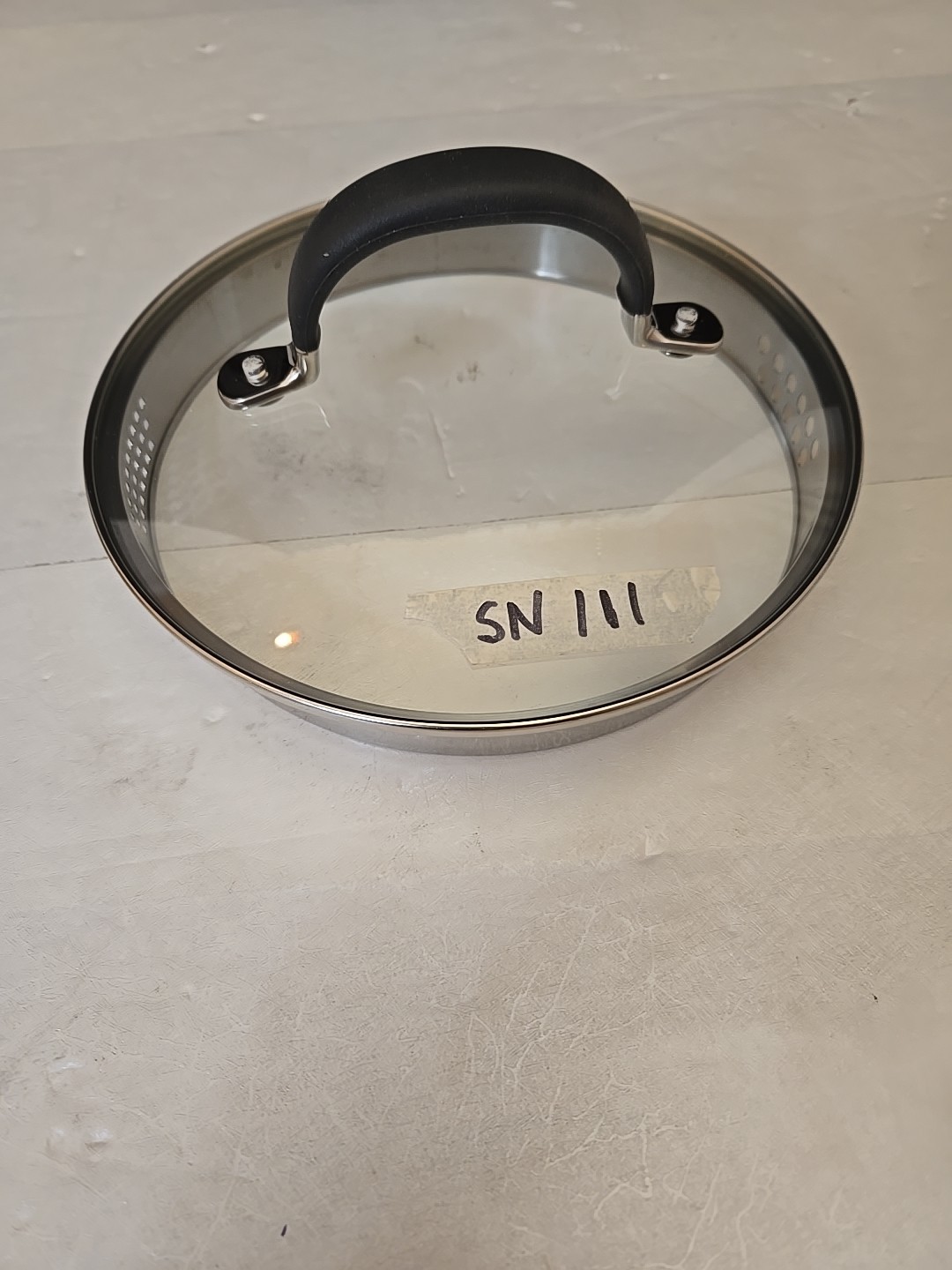 8 1/4″ (Outer Rim) Lid Pan/Skillet Top Glass Side Strainer Gray Handle SN 111