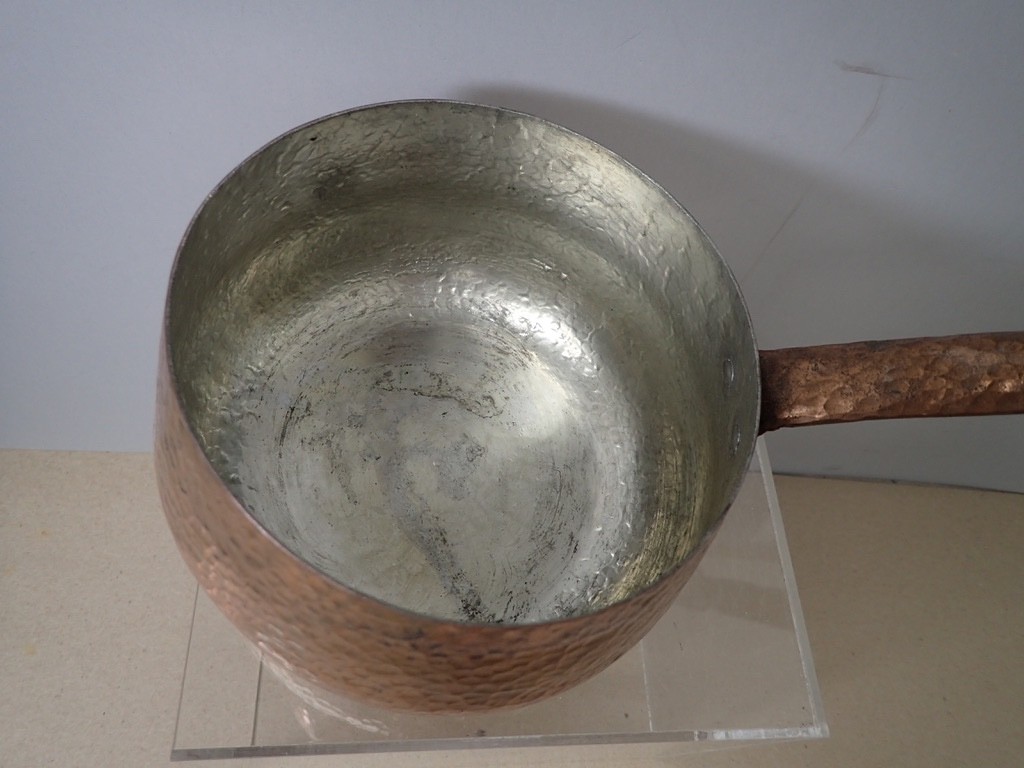 Vintage Hand Hammered Copper Tin Lined Saucepan w/ Wood Handle 6″ x 2.75″