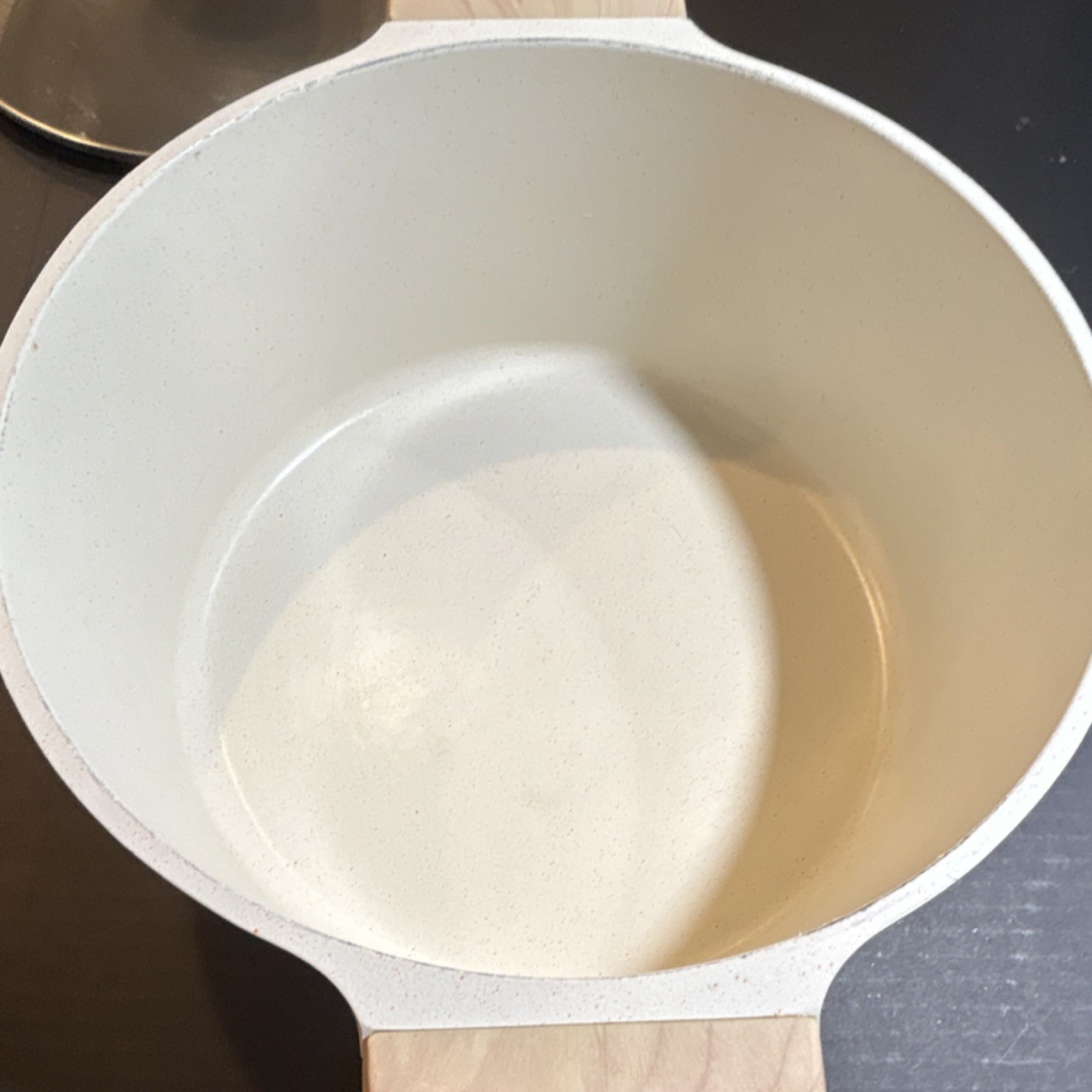 CAROTE Ceramic Coated Aluminum Casserole with Lid Beige Double Handle 10″ Round