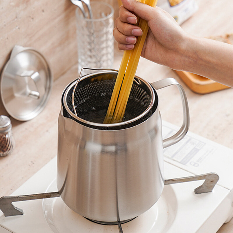 2-in-1 304 Stainless Steel Multifunctional Oil Strainer Pot Kitchen Deep Fryer