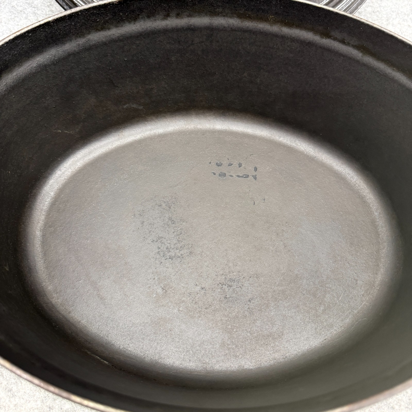 Staub Matte Black Enameled Cast Iron 7 Qt Oval Dutch Oven La Cocotte #33 France