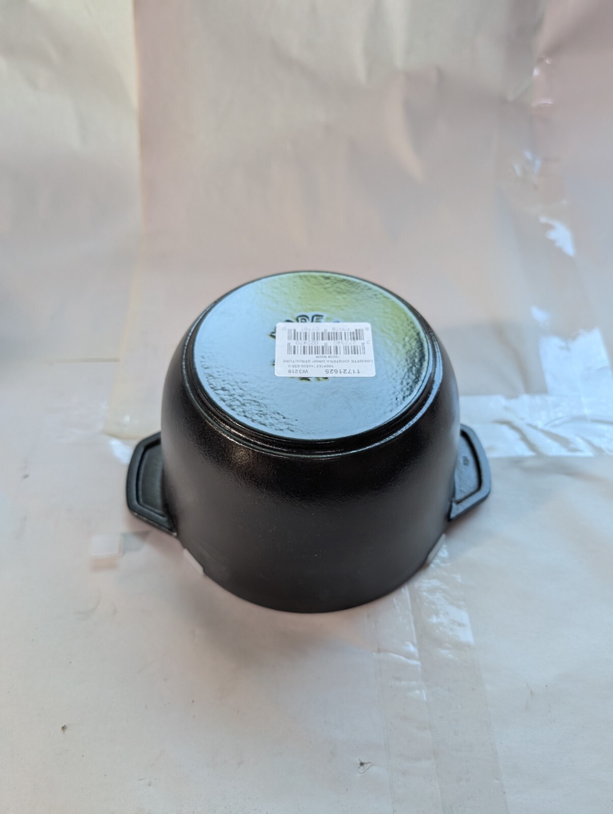 Staub Cast Iron 1.5-qt Petite French Oven – Matte Black