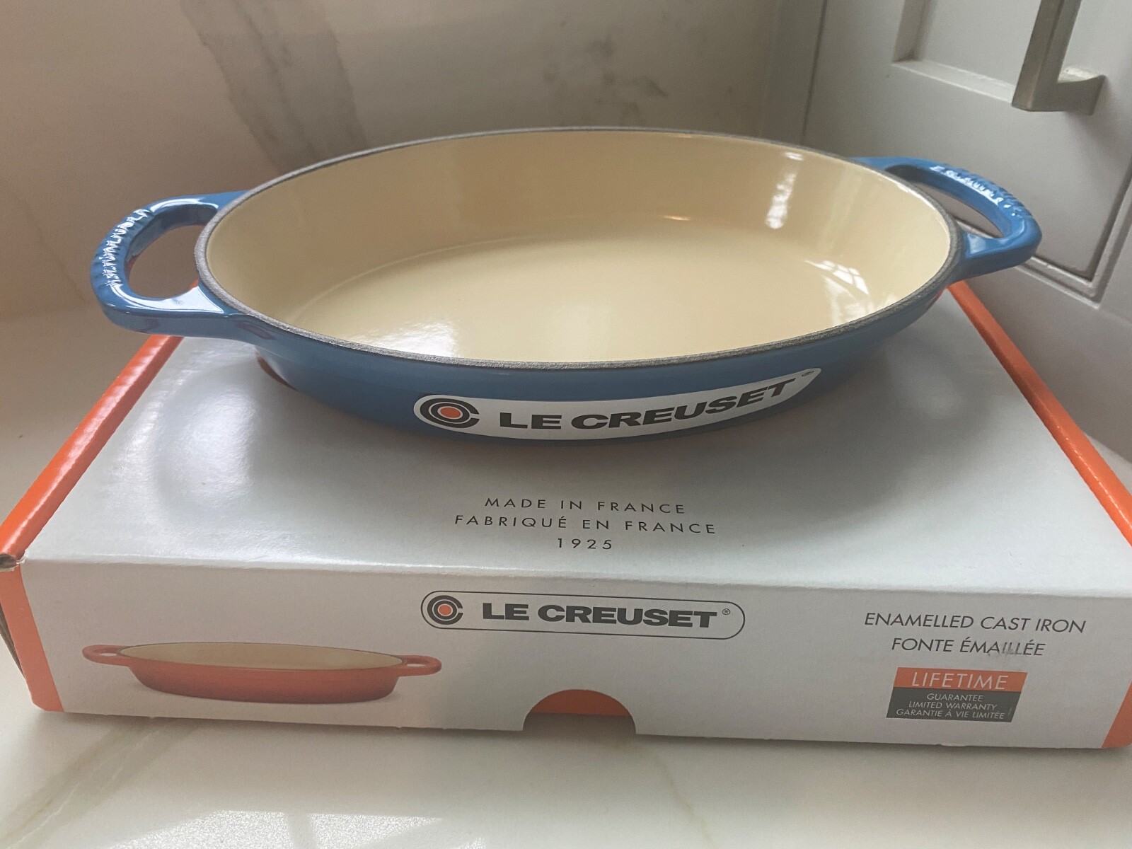 LE CREUSET 1 QUART SIGNATURE OVAL BAKER MARSEILLE NEW/BOX