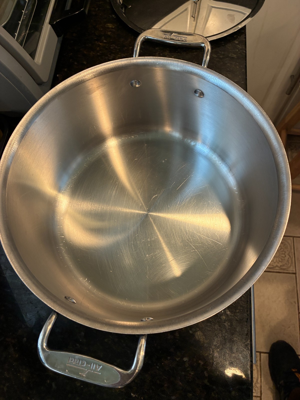 All-Clad D3 3-Ply Stainless Steel Stockpot 6 Quart