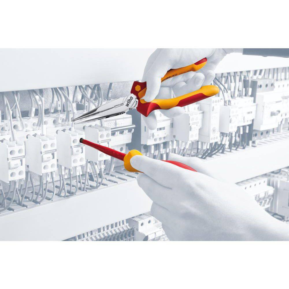 Insulated Torquevario-S (18-62 In./Lbs.) and Slimline Blade Set (16-Piece)