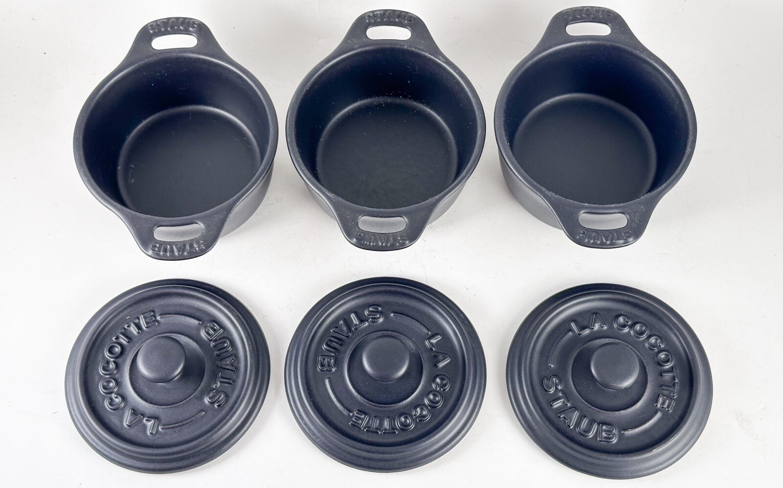 NWOB Staub La Cocotte 10 France Ceramic 0.25qt With Lids