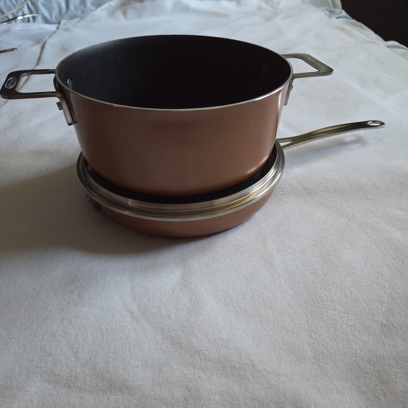 Gotham Steel Non-Stick 10″ Frying Pan & 5.35 Qt 4.25″ Deep Pan with One Lid NEW