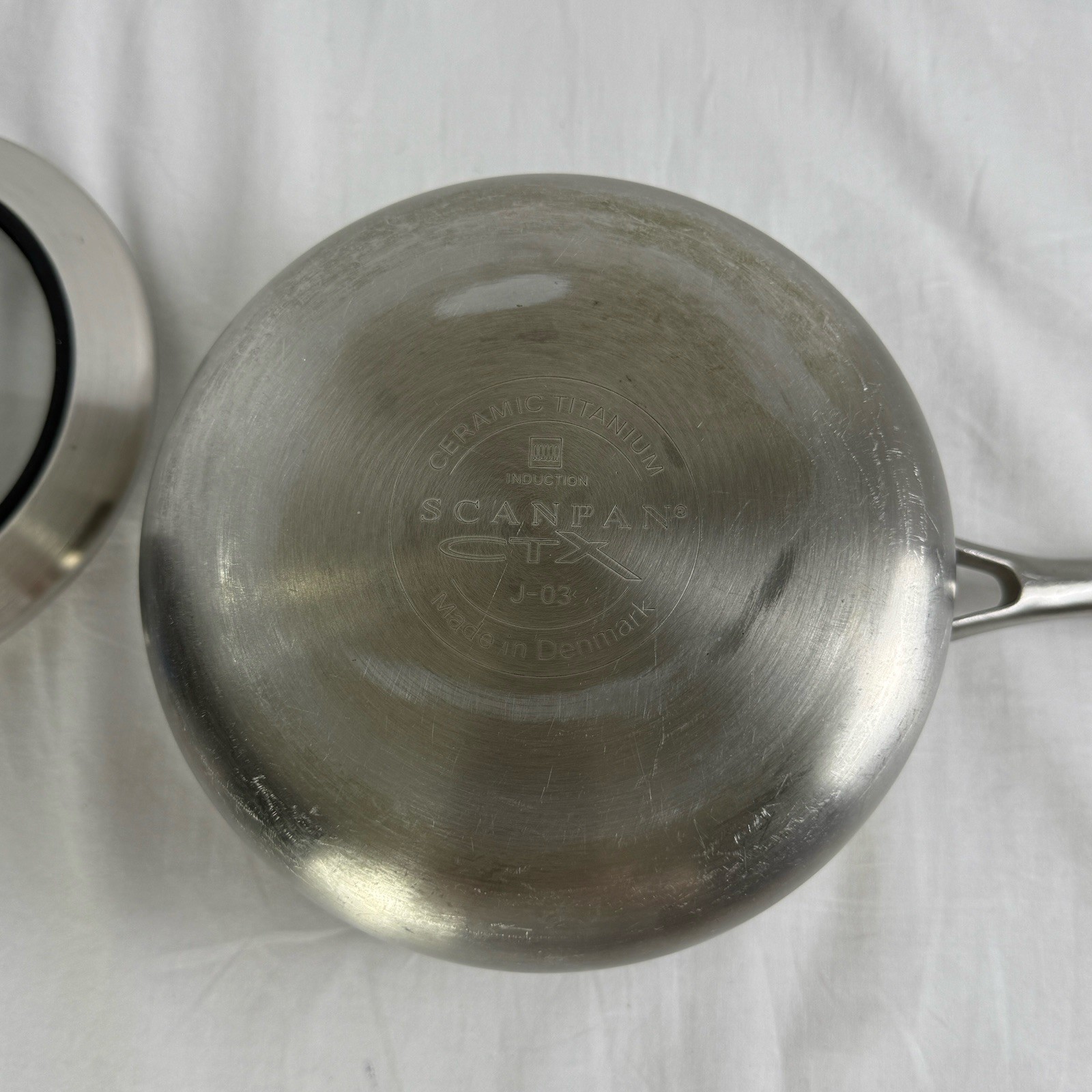 Scanpan HaptIQ 2 Qt Sauce Pan Pot Induction CTX J-03 Ceramic Titanium
