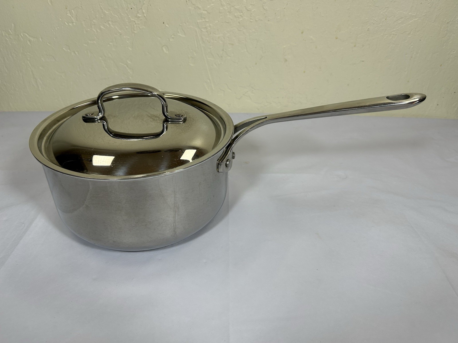 DACOR Hot Dots 2.5 qt Stainless Steel Sauce Pan Saucier Cookware w/ Lid