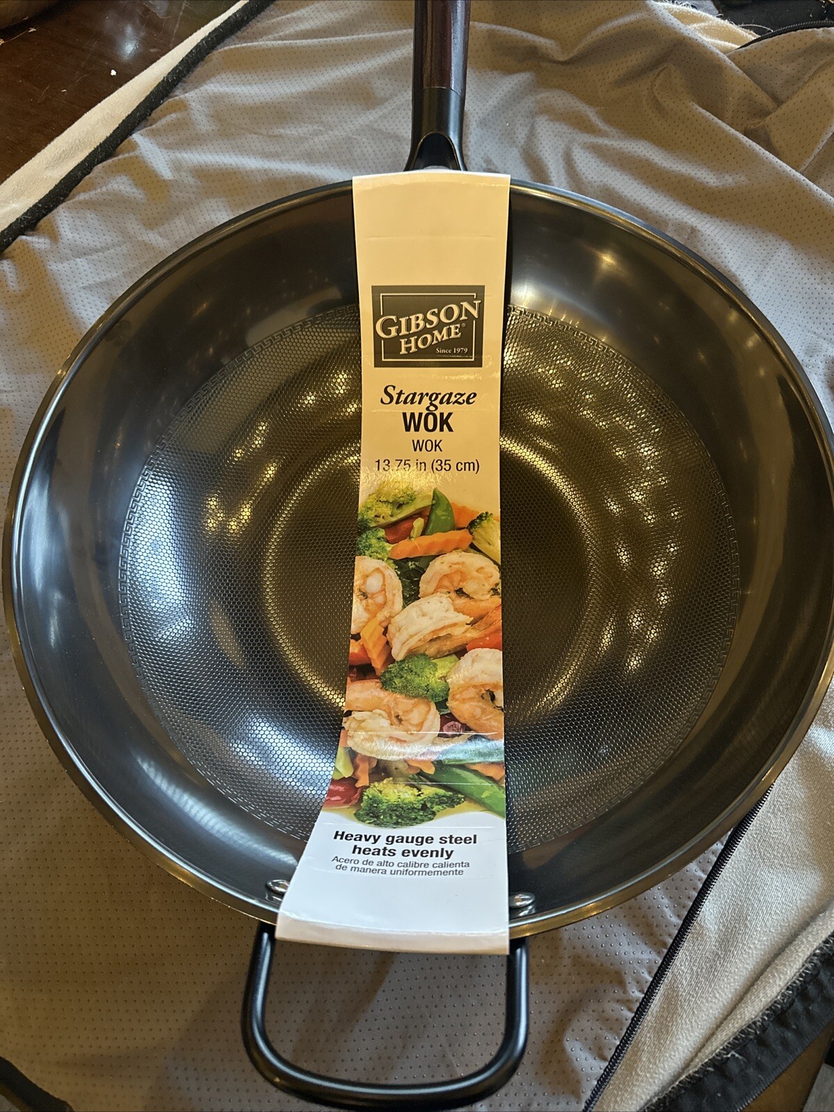 Gibson Home Stargaze Carbon Steel Wok 13.75 In. Heavy well made Non-Stick!