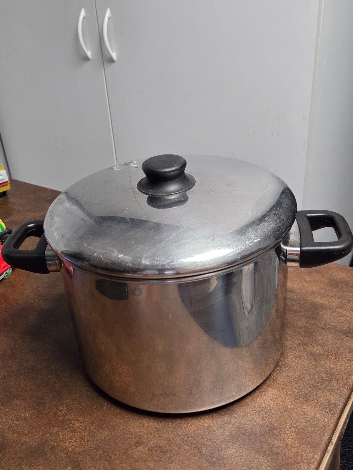 TOOLS Of THE TRADE 8 Quart Stock Pot & Lid *18/10 Stainless *R.H. Macy