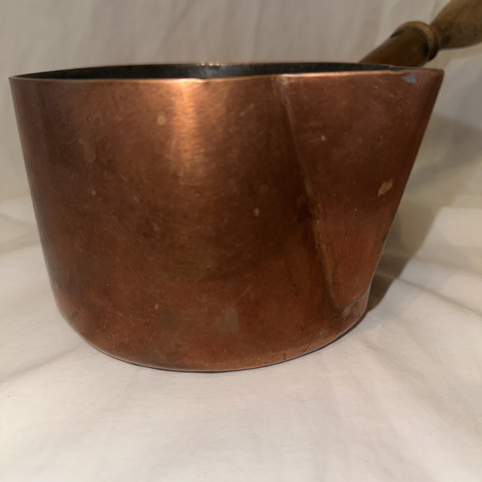 French Copper Sugar Pot Confectioners Sauce Pan Pour Spout Wooden Handle Rivets