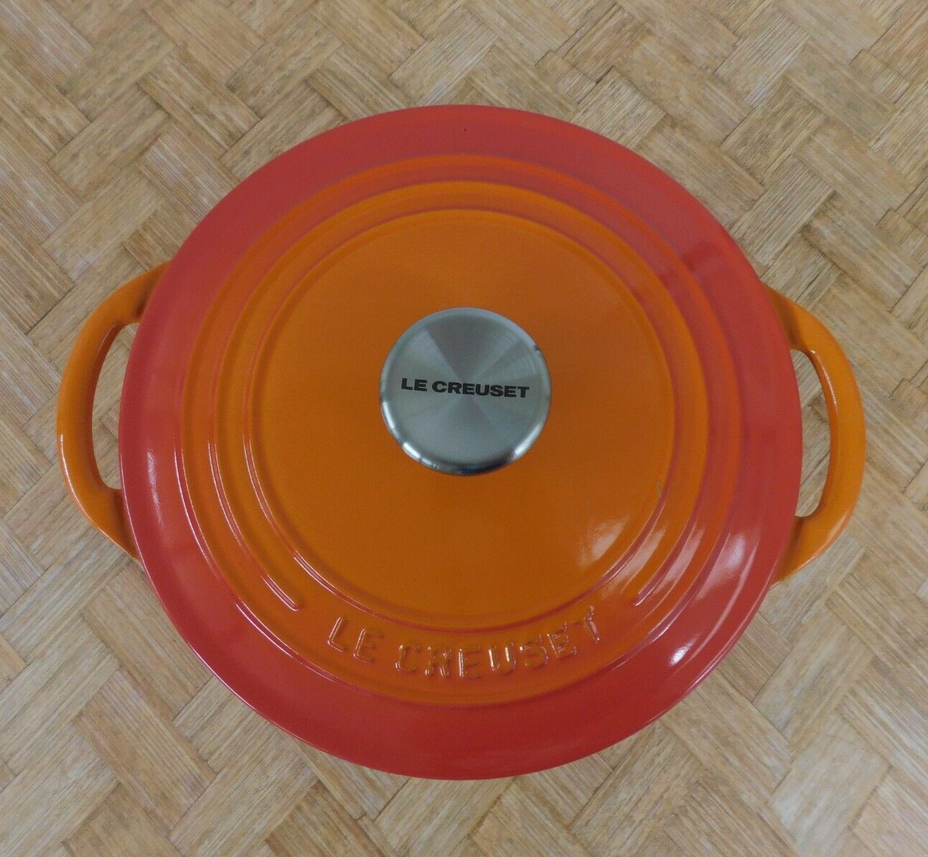 Le Creuset Cast Iron 2.75 Quart Shallow Round Dutch Oven, Flame – New