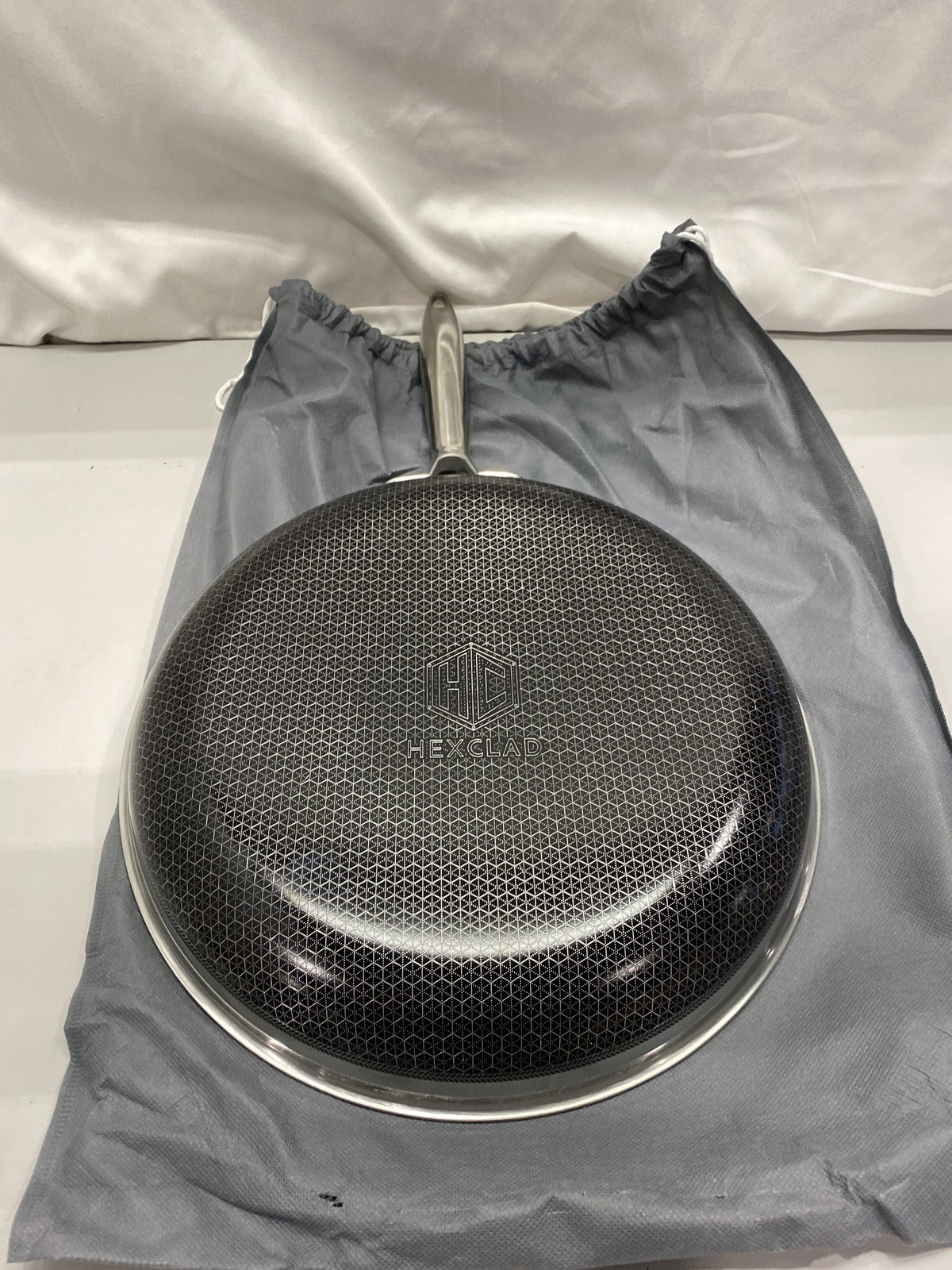 Hexclad Hybrid Ceramic Nonstick 12inch Frying Pan