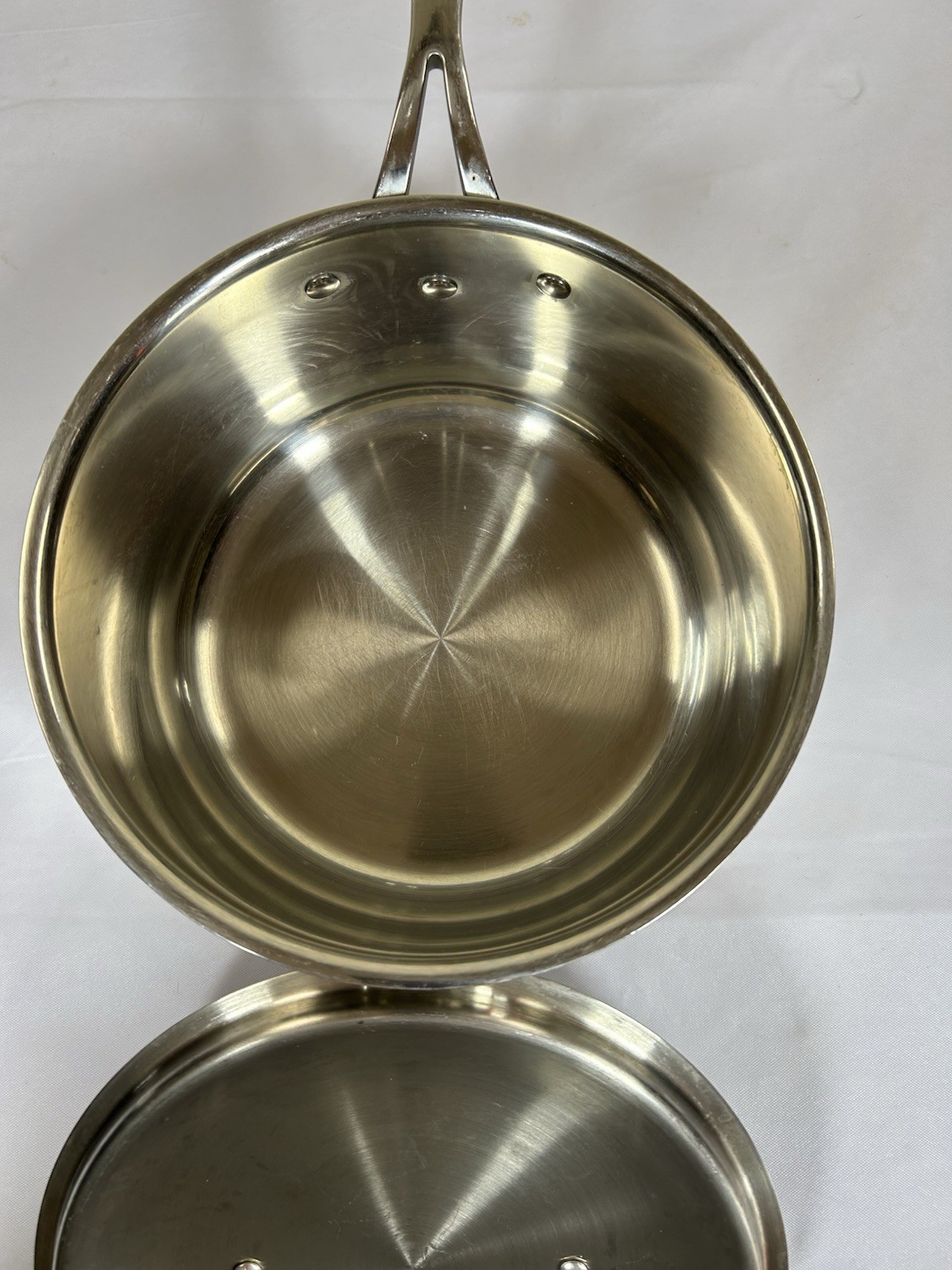 DACOR Hot Dots 2.5 qt Stainless Steel Sauce Pan Saucier Cookware w/ Lid