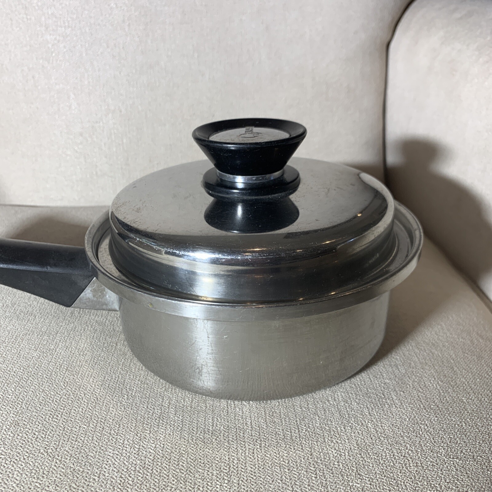 VTG Amway Queen 18/8 Stainless Multi Ply Sauce Pan Pot w/ Lid 1/2 Quart USA Made
